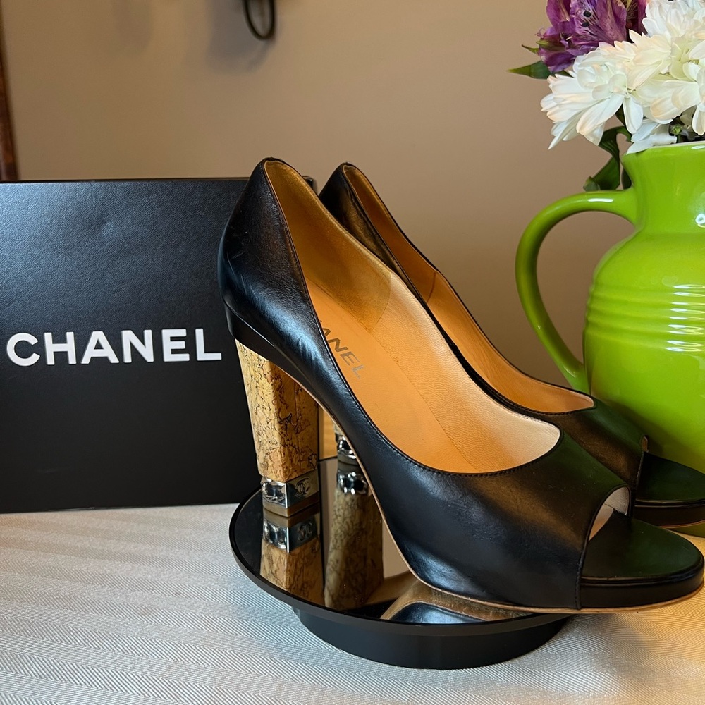 CHANEL CC Logo Black Genuine Leather Peep Toe Platform Cork Chain Pump Heels